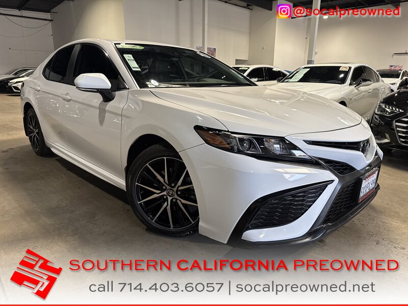 2024 Toyota Camry SE - Photo 1 - Orange, CA 92867