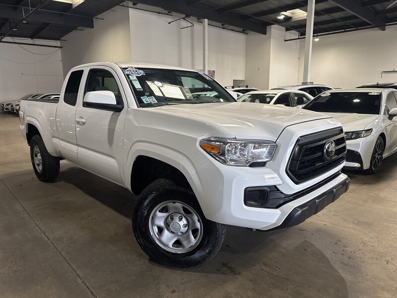 2023 Toyota Tacoma SR V6  