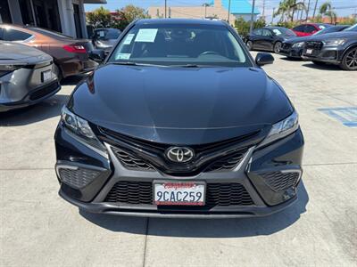 2022 Toyota Camry SE - Photo 2 - Stanton, CA 90680