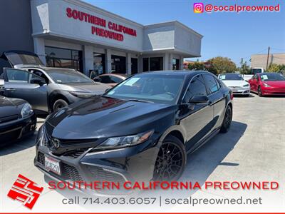 2022 Toyota Camry SE - Photo 1 - Stanton, CA 90680