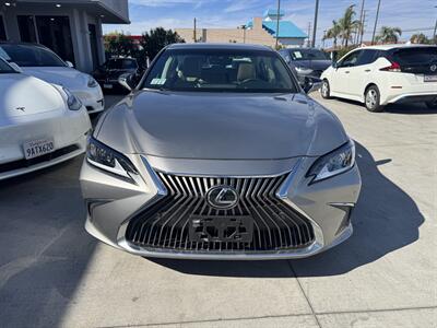 2021 Lexus ES - Photo 2 - Stanton, CA 90680