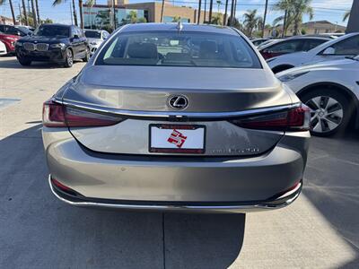 2021 Lexus ES - Photo 6 - Stanton, CA 90680