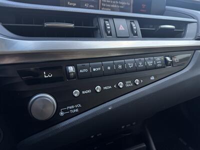 2021 Lexus ES - Photo 14 - Stanton, CA 90680