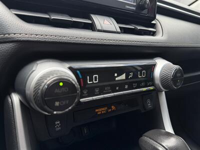 2021 Toyota RAV4 XLE   - Photo 15 - Stanton, CA 90680