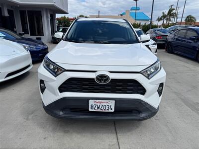 2021 Toyota RAV4 XLE   - Photo 2 - Stanton, CA 90680