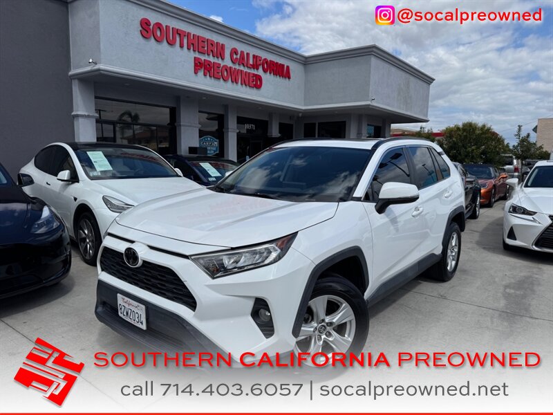 2021 Toyota RAV4 XLE   - Photo 1 - Stanton, CA 90680