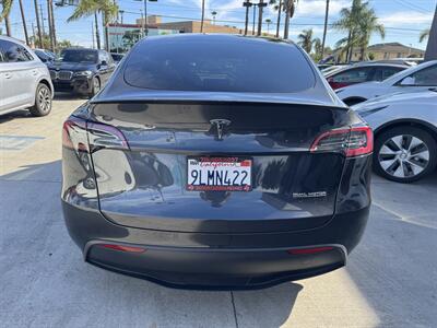 2024 Tesla Model Y Performance - Photo 5 - Stanton, CA 90680