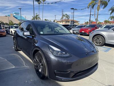 2024 Tesla Model Y Performance - Photo 3 - Stanton, CA 90680