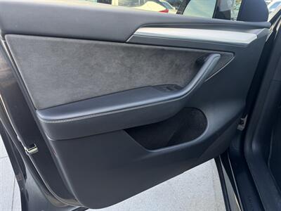2024 Tesla Model Y Performance - Photo 7 - Stanton, CA 90680