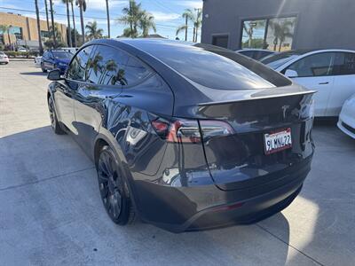 2024 Tesla Model Y Performance - Photo 6 - Stanton, CA 90680