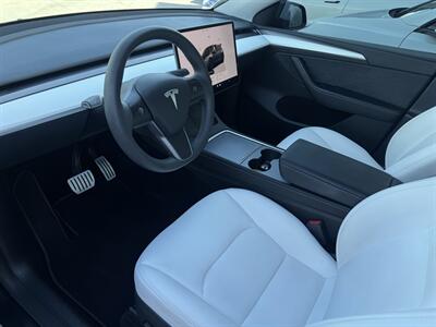 2024 Tesla Model Y Performance - Photo 8 - Stanton, CA 90680