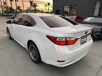 2015 Lexus ES 300h - Photo 6 - Stanton, CA 90680