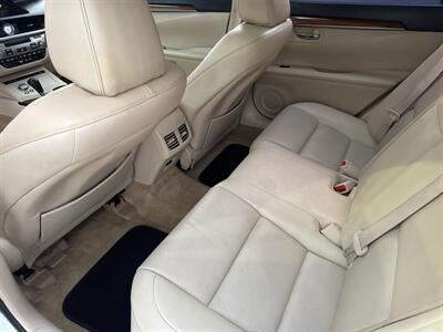 2015 Lexus ES 300h - Photo 9 - Stanton, CA 90680