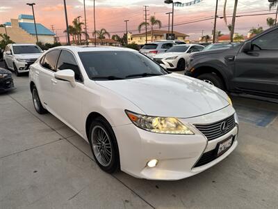 2015 Lexus ES 300h - Photo 3 - Stanton, CA 90680