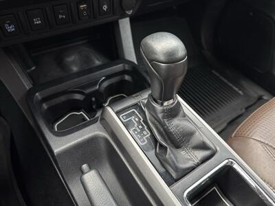 2016 Toyota Tacoma Limited   - Photo 15 - Stanton, CA 90680