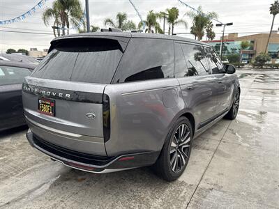 2023 Land Rover Range Rover P530 SE LWB - Photo 4 - Stanton, CA 90680