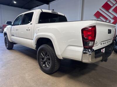 2021 Toyota Tacoma SR5 V6   - Photo 4 - Orange, CA 92867