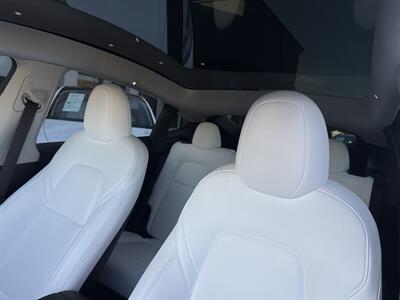 2023 Tesla Model Y   - Photo 11 - Stanton, CA 90680