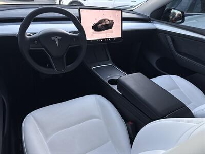2023 Tesla Model Y   - Photo 10 - Stanton, CA 90680