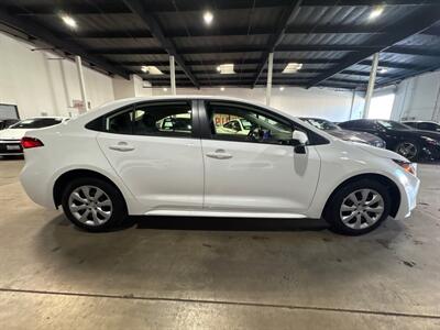 2023 Toyota Corolla LE   - Photo 8 - Orange, CA 92867