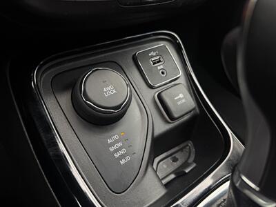 2020 Jeep Compass Altitude   - Photo 15 - Stanton, CA 90680