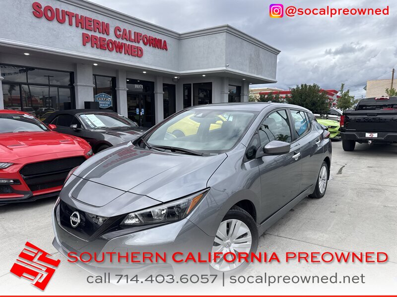 2023 Nissan LEAF S   - Photo 1 - Stanton, CA 90680