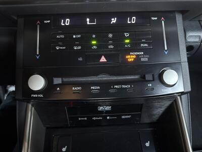 2014 Lexus IS 350   - Photo 14 - Orange, CA 92867
