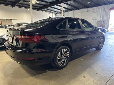 2020 Volkswagen Jetta SEL   - Photo 6 - Orange, CA 92867