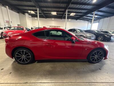 2017 Toyota 86   - Photo 8 - Orange, CA 92867