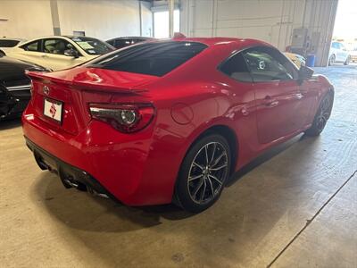 2017 Toyota 86   - Photo 7 - Orange, CA 92867