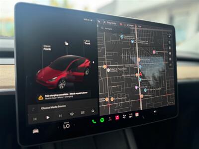 2021 Tesla Model Y Long Range - Photo 12 - Stanton, CA 90680