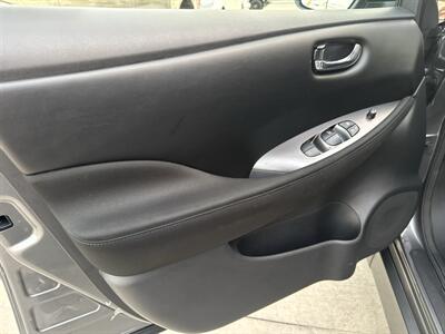 2024 Nissan LEAF S - Photo 7 - Stanton, CA 90680
