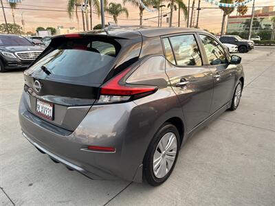 2024 Nissan LEAF S - Photo 4 - Stanton, CA 90680