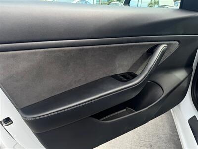 2019 Tesla Model 3 Standard Range   - Photo 7 - Stanton, CA 90680