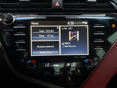 2020 Toyota Camry XSE   - Photo 13 - Orange, CA 92867