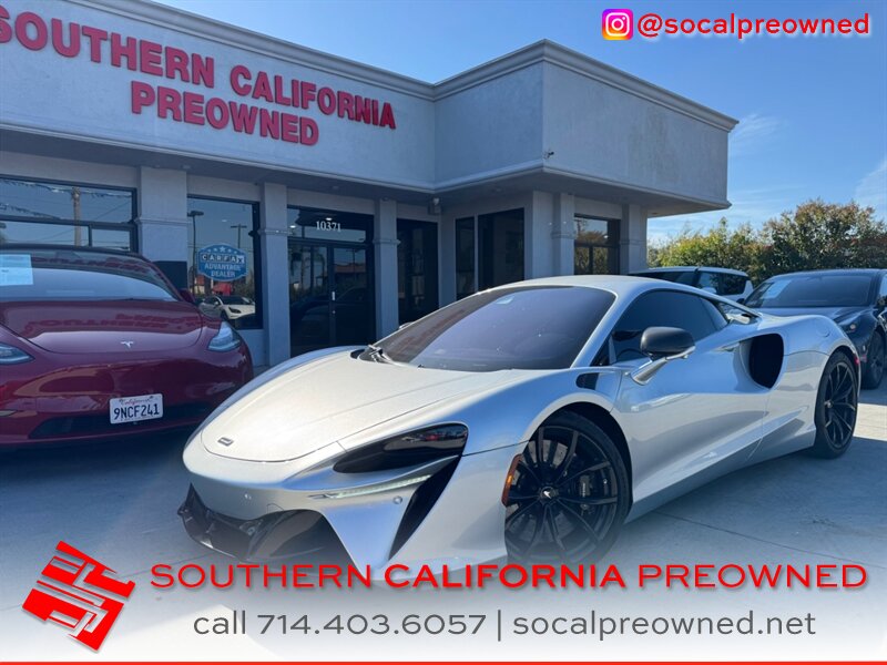2023 McLaren Artura   - Photo 1 - Stanton, CA 90680