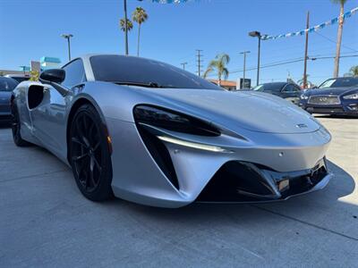2023 McLaren Artura - Photo 9 - Stanton, CA 90680