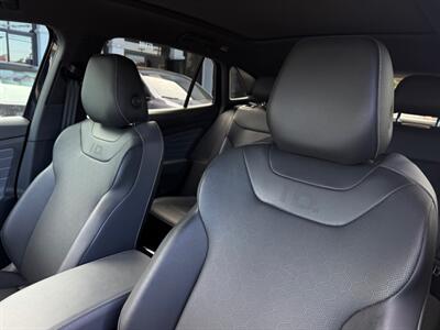 2023 Volkswagen ID.4 Pro S - Photo 11 - Stanton, CA 90680