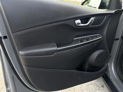2023 Hyundai Kona Electric SE   - Photo 7 - Stanton, CA 90680