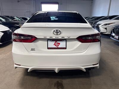 2024 Toyota Camry SE   - Photo 5 - Orange, CA 92867
