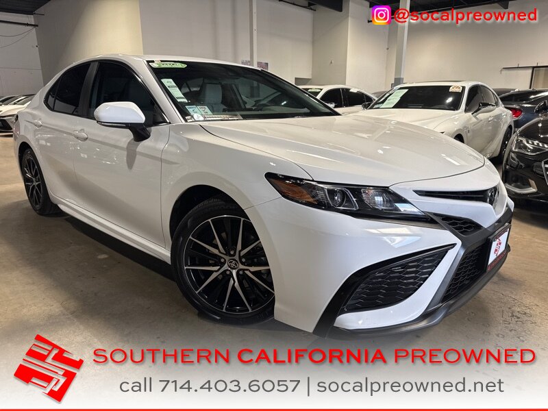 2024 Toyota Camry SE - Photo 1 - Orange, CA 92867
