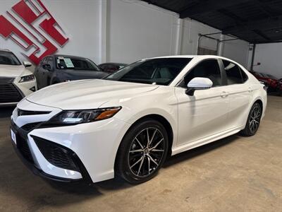 2024 Toyota Camry SE   - Photo 3 - Orange, CA 92867