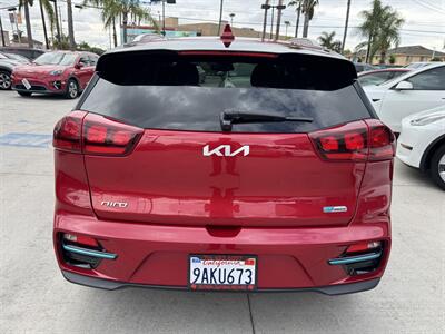 2022 Kia Niro EV EX   - Photo 5 - Stanton, CA 90680