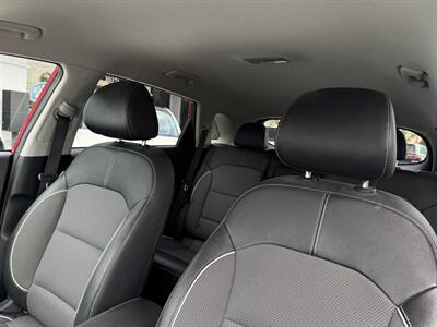 2022 Kia Niro EV EX   - Photo 11 - Stanton, CA 90680