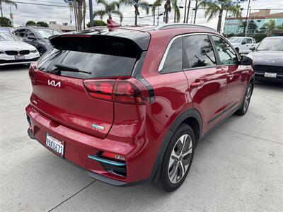 2022 Kia Niro EV EX   - Photo 4 - Stanton, CA 90680