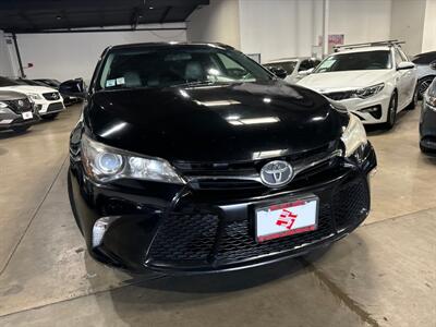 2017 Toyota Camry SE   - Photo 2 - Orange, CA 92867