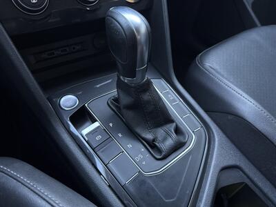 2018 Volkswagen Tiguan 2.0T SE   - Photo 15 - Stanton, CA 90680