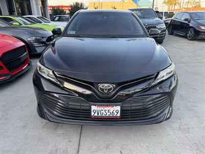 2019 Toyota Camry LE   - Photo 2 - Stanton, CA 90680