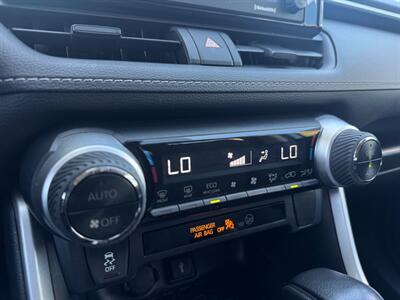 2021 Toyota RAV4 Hybrid XLE   - Photo 14 - Stanton, CA 90680