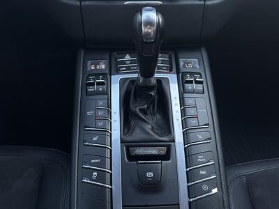 2018 Porsche Macan   - Photo 16 - Stanton, CA 90680
